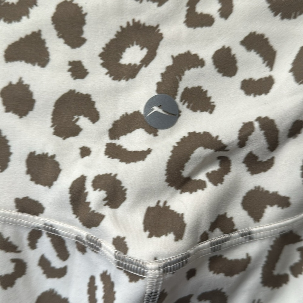 Gottex Animal print yoga pants, medium - Picture 4 of 5